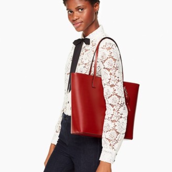 Meet your Posher, Angela - Picture 6 of 7